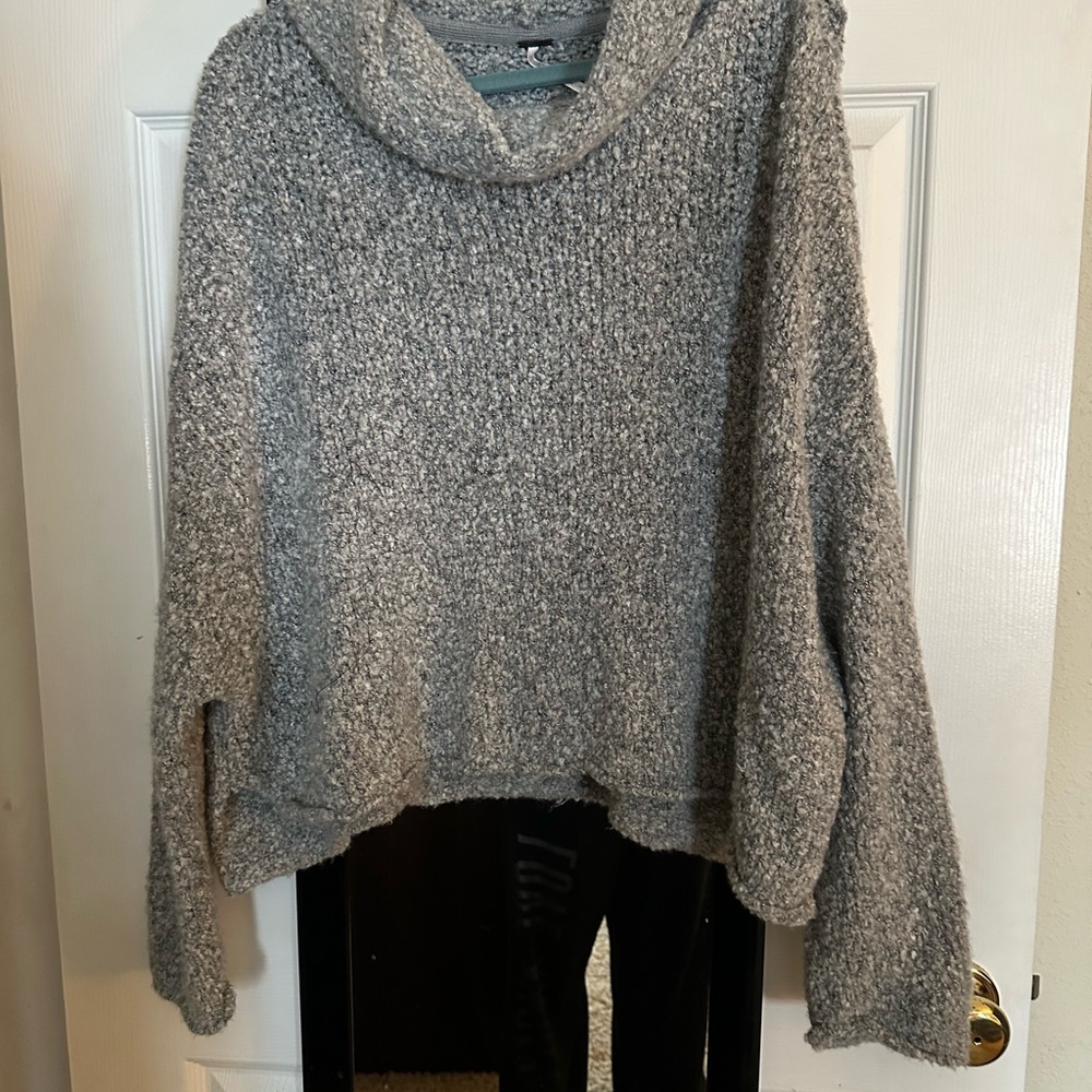 Cozy Gray free people Women's Sweater
